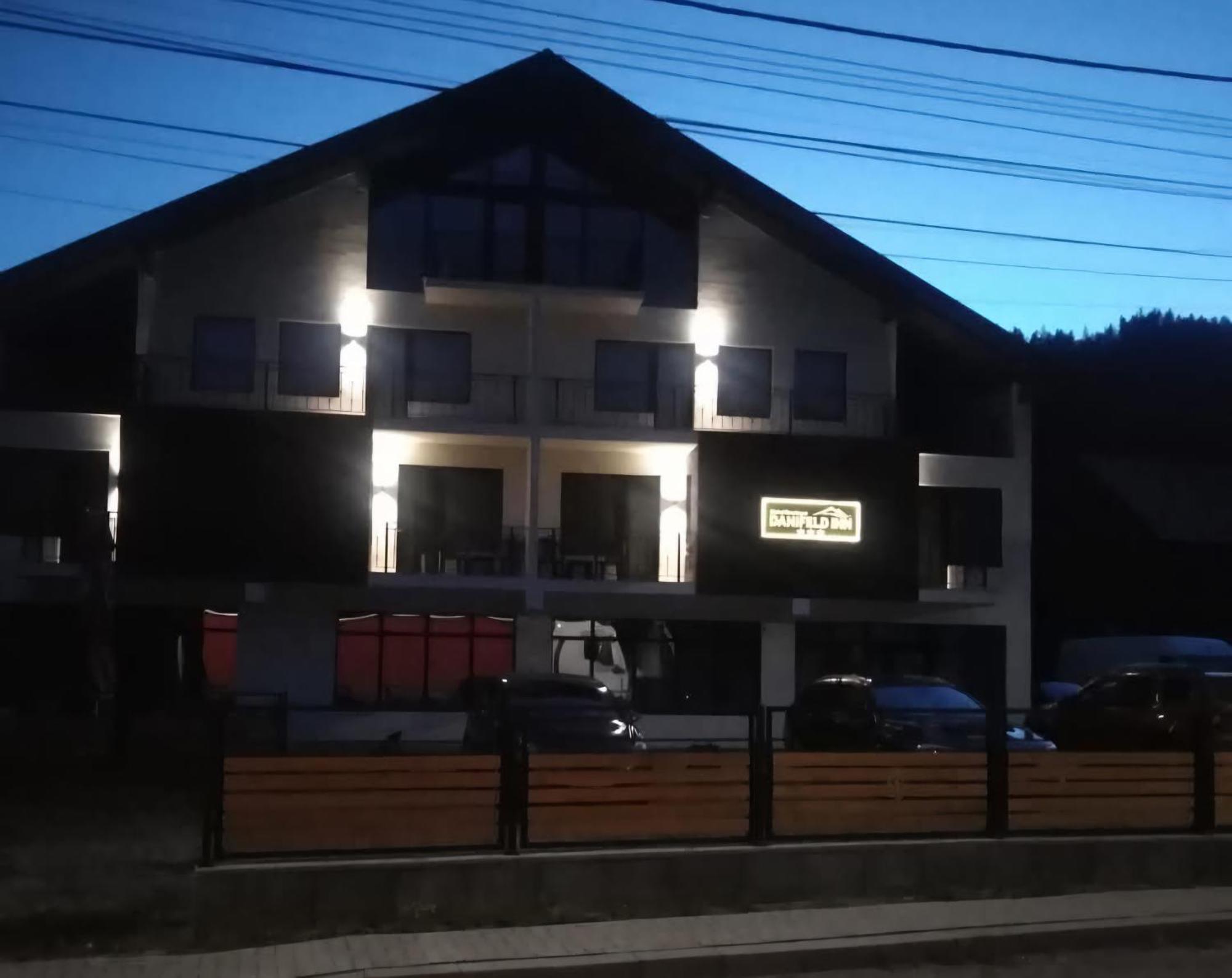 Danifeld Inn Voronet Luaran gambar