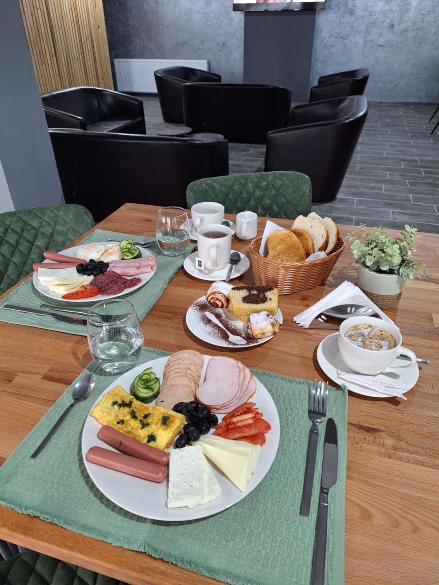Danifeld Inn Voronet Luaran gambar
