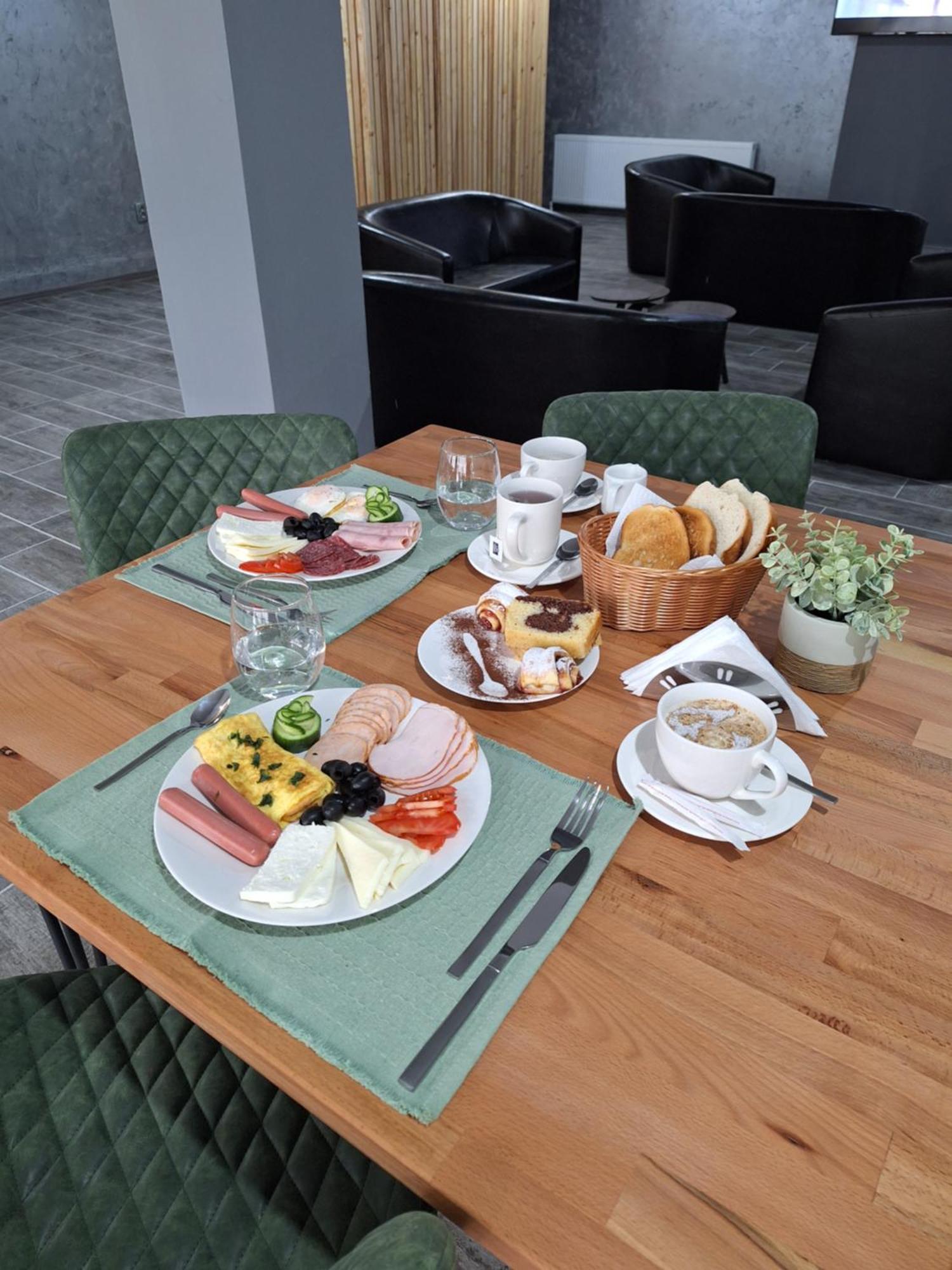 Danifeld Inn Voronet Luaran gambar