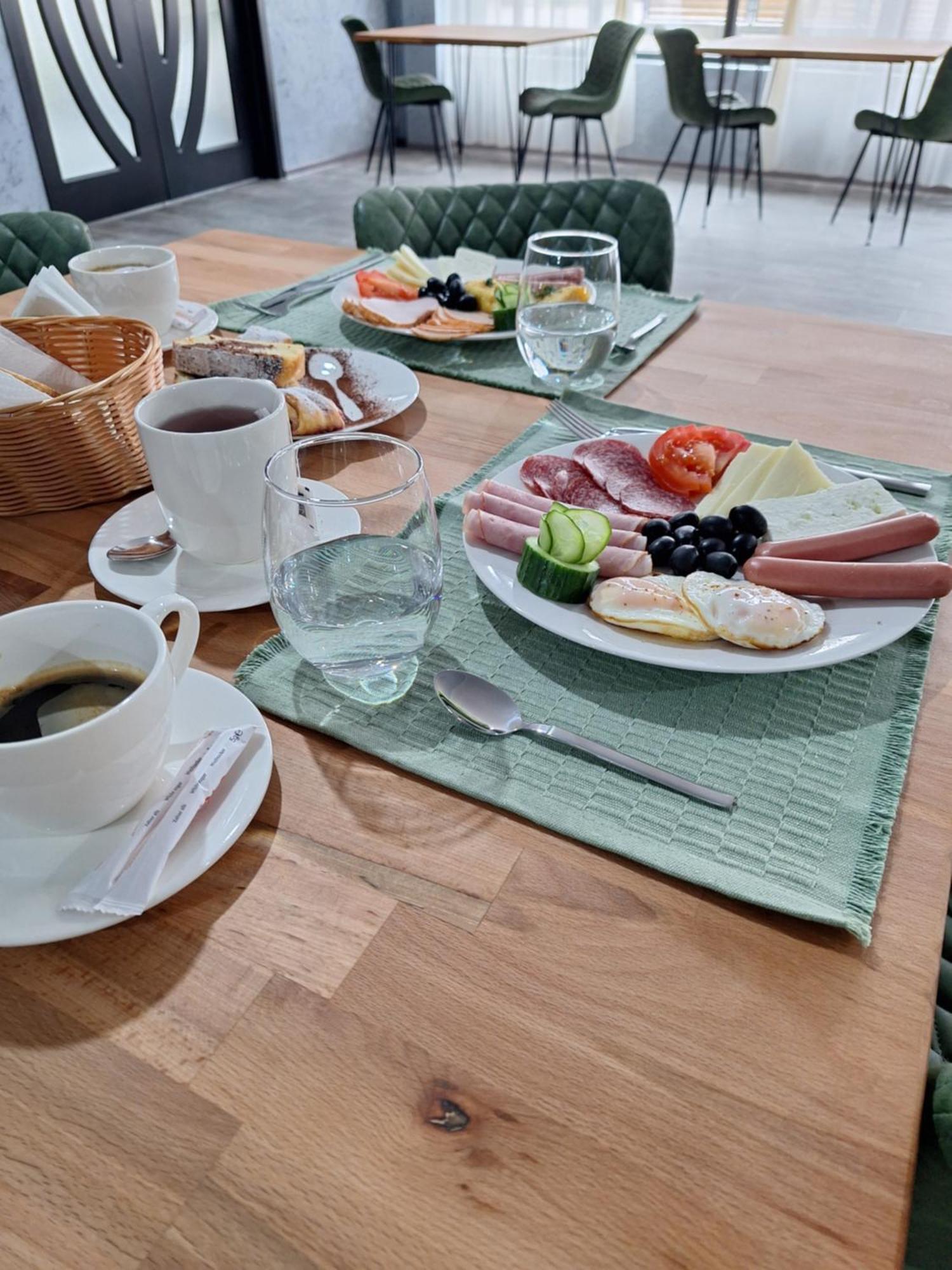 Danifeld Inn Voronet Luaran gambar