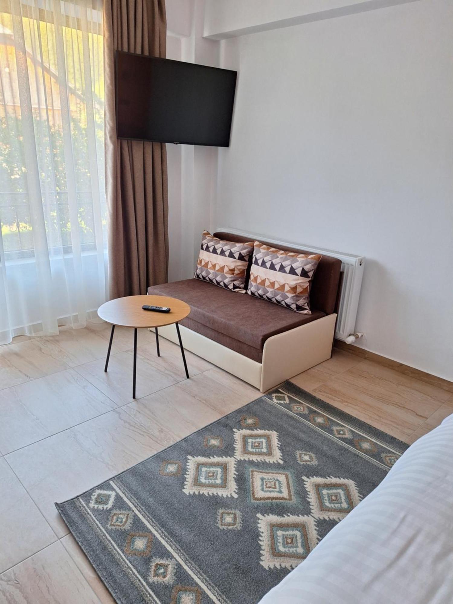 Danifeld Inn Voronet Luaran gambar